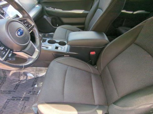Used 2018 Subaru Outback 2.5i Premium image 25