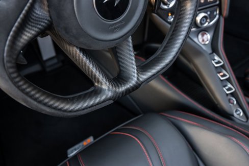 Used 2022 McLaren 765LT image 46