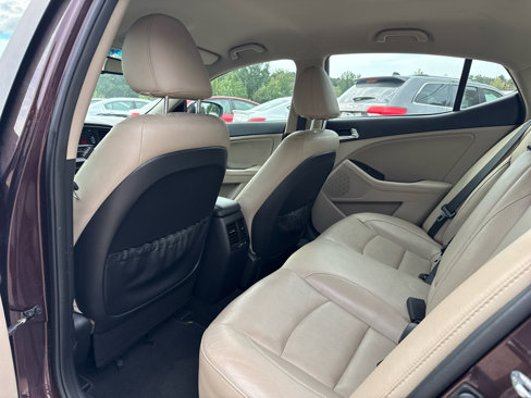 Used 2015 Kia Optima EX image 17