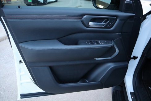 New 2026 Nissan Armada Platinum w/ Convenience Package image 13