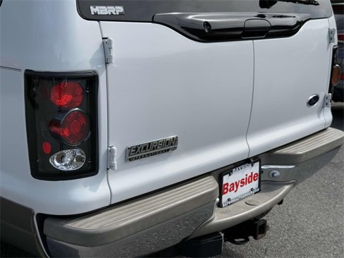 Used 2000 Ford Excursion Limited image 16