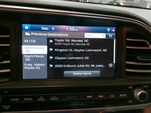 Used 2020 Hyundai Elantra Limited w/ Ultimate Package 03 image 21