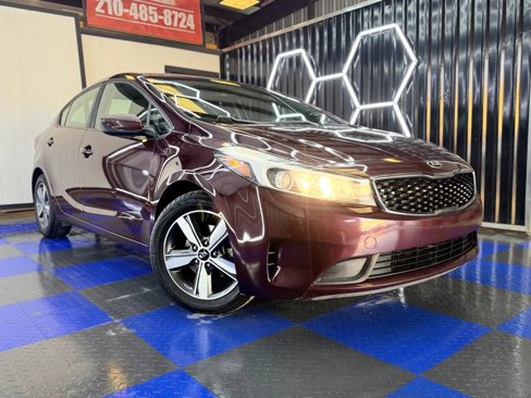 Used 2018 Kia Forte LX w/ LX Popular Package image 9