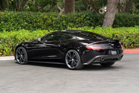 Used 2014 Aston Martin Vanquish Coupe image 4