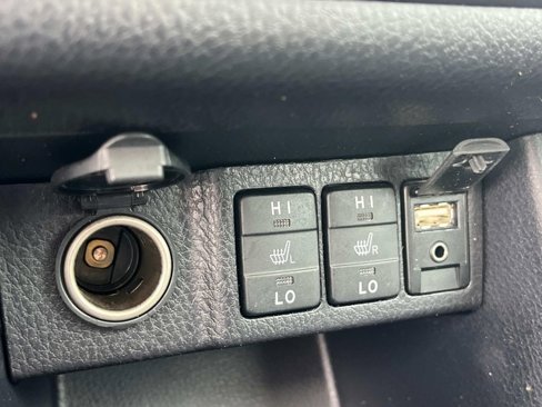 Used 2019 Toyota Corolla XLE image 23