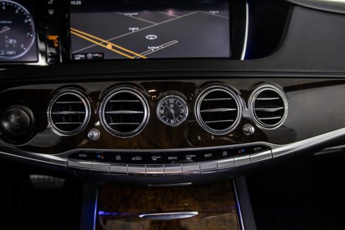 Used 2014 Mercedes-Benz S 550 Sedan image 30