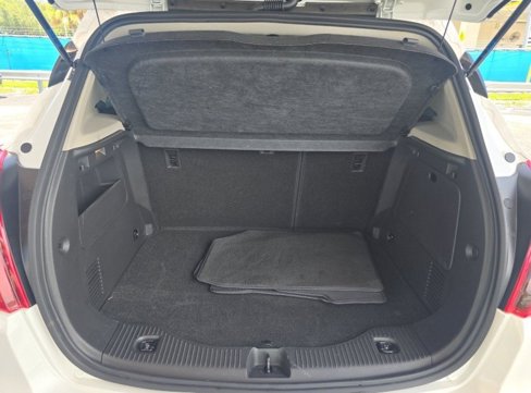 Used 2022 Buick Encore Preferred w/ Safety Package image 6