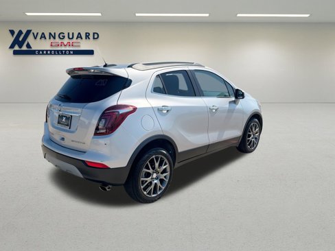 Used 2018 Buick Encore Sport Touring image 10
