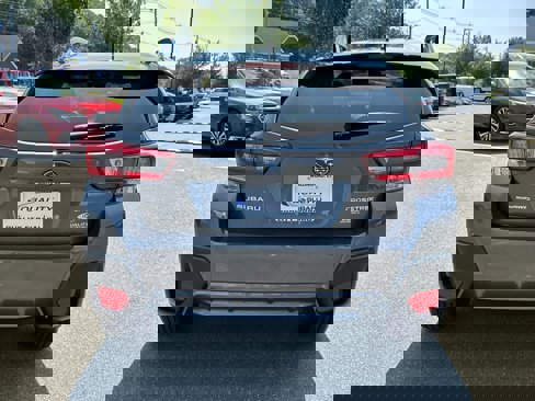 Used 2023 Subaru Crosstrek 2.0i image 3