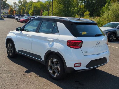 Certified 2024 Hyundai Venue Limited image 5