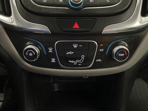 Used 2020 Chevrolet Equinox LS image 23