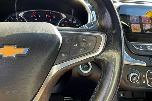 Used 2018 Chevrolet Equinox LT w/ Sun & Infotainment Package image 18