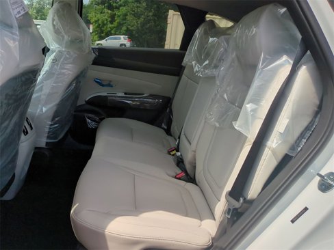 New 2025 Hyundai Elantra SE image 24