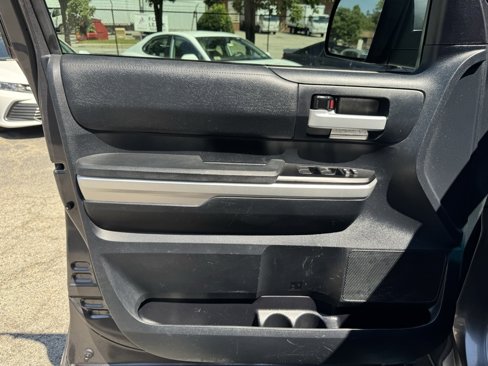 Used 2016 Toyota Tundra SR5 image 26