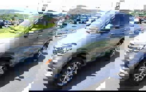 Used 2022 Buick Encore GX Essence w/ Experience Buick Package image 6