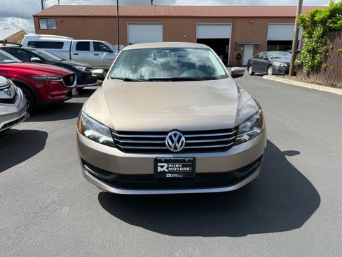 Used 2015 Volkswagen Passat 1.8T S image 2