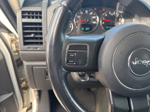 Used 2012 Jeep Liberty Sport w/ Popular Equipment Group image 17