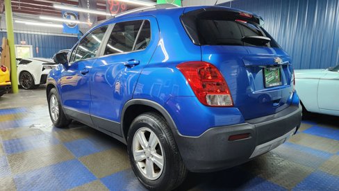 Used 2016 Chevrolet Trax LT w/ LT Convenience Package image 4