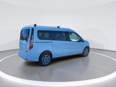 Used 2022 Ford Transit Connect XLT image 9