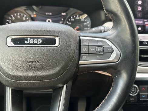 Used 2022 Jeep Compass Limited image 23