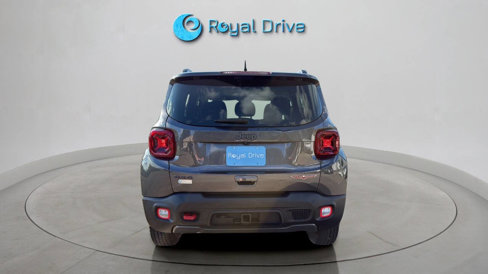 Used 2019 Jeep Renegade Trailhawk image 5