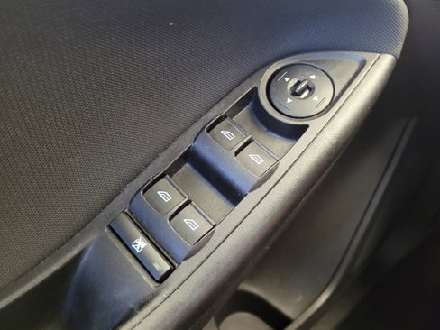 Used 2018 Ford Focus SE image 27