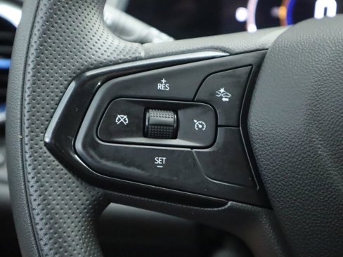 Used 2024 Chevrolet Trax LT image 11