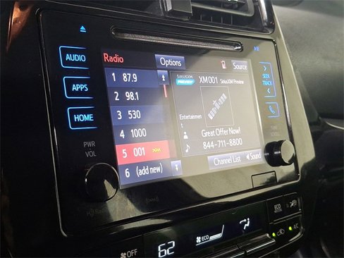 Used 2018 Toyota Prius Three image 19