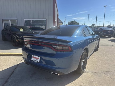 Certified 2022 Dodge Charger SXT w/ Blacktop Package image 7