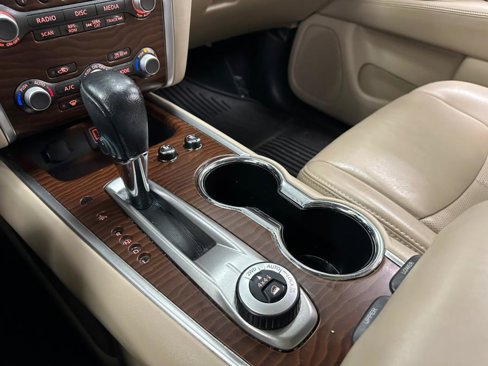 Used 2018 Nissan Pathfinder Platinum image 51