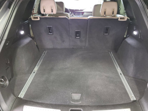 Used 2018 Cadillac XT5 Premium Luxury image 19