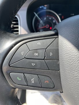 Used 2023 Dodge Charger SXT image 17