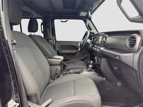 Used 2018 Jeep Wrangler Unlimited Sport image 17