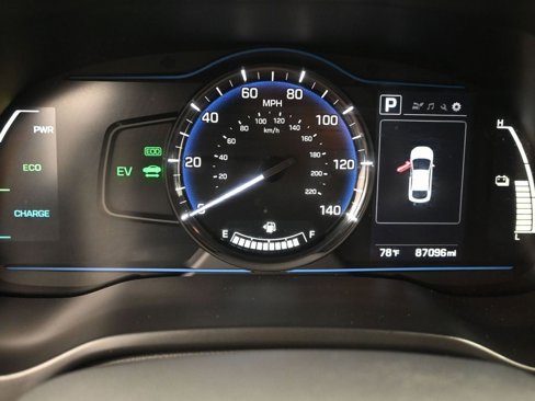 Used 2018 Hyundai Ioniq Blue image 18