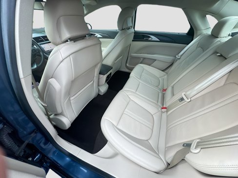 Used 2019 Lincoln MKZ Reserve image 25
