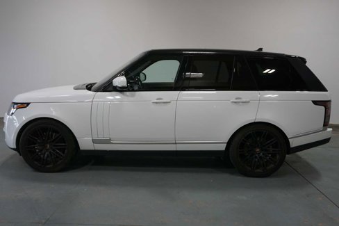 Used 2016 Land Rover Range Rover HSE image 2