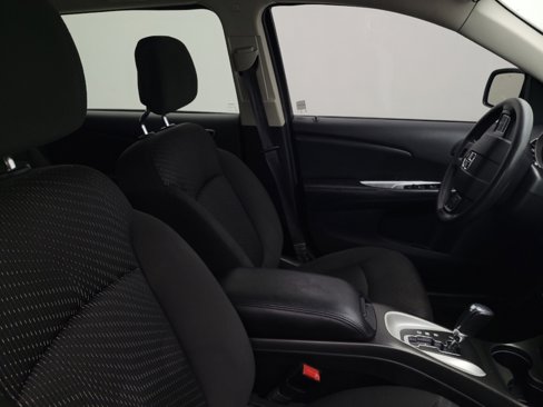 Used 2018 Dodge Journey SE w/ Blacktop Package image 21