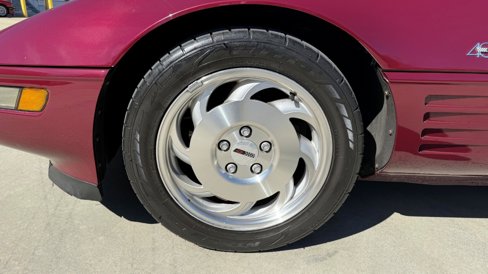 Used 1993 Chevrolet Corvette Coupe image 25