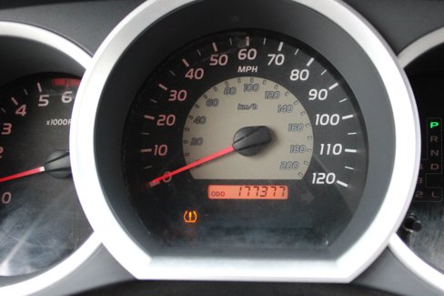 Used 2010 Toyota Tacoma 4x4 Double Cab w/ TRD Sport Pkg image 17