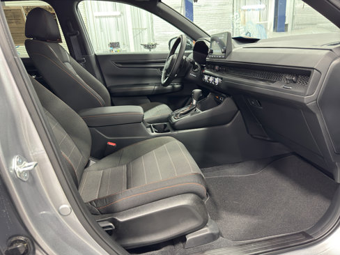 Used 2025 Honda CR-V Sport image 18