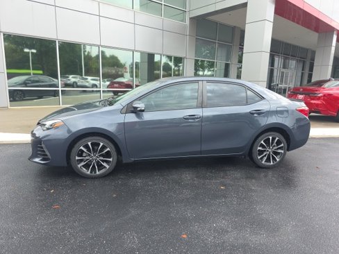 Used 2019 Toyota Corolla XSE image 4