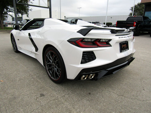Used 2023 Chevrolet Corvette Stingray Premium Conv w/ Z51 Performance Package image 7