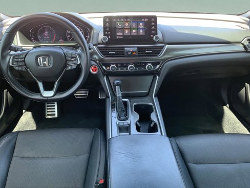 Used 2018 Honda Accord Sport image 19