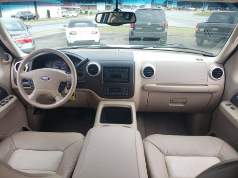 Used 2003 Ford Expedition Eddie Bauer image 8