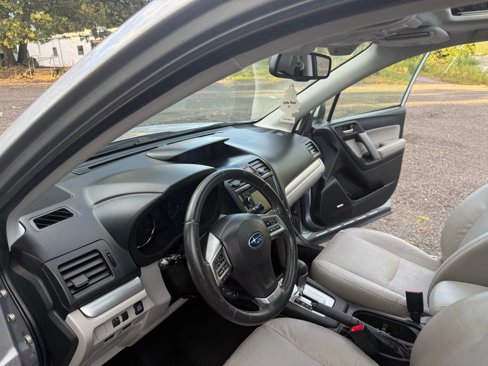 Used 2014 Subaru Forester 2.5i Touring image 32