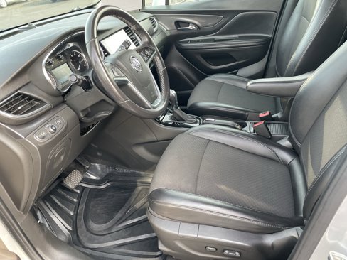 Used 2019 Buick Encore Sport Touring image 12