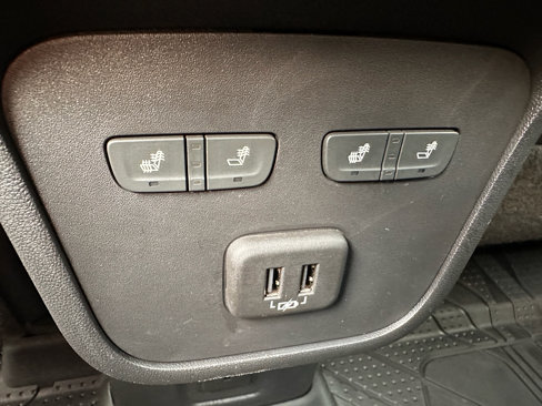 Used 2020 Chevrolet Equinox Premier image 31