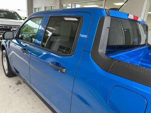 New 2025 Ford Maverick XL image 13