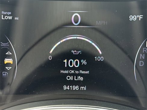 Used 2018 Jeep Grand Cherokee Altitude image 15