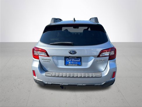 Used 2017 Subaru Outback 2.5i Limited image 8